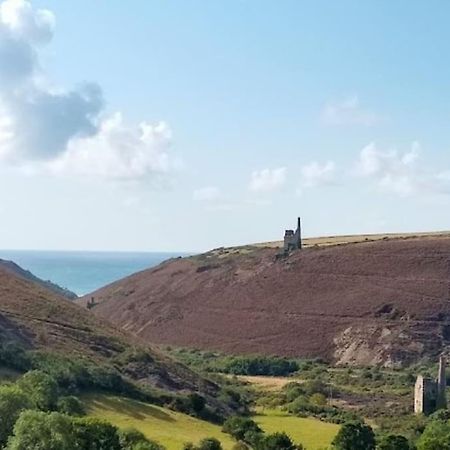 Newly Renovated Characterful Cottage, Wheal Rose Scorrier 외부 사진